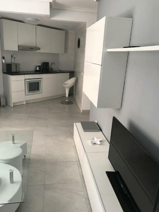 Modern Beach Apartment トレビエハ エクステリア 写真